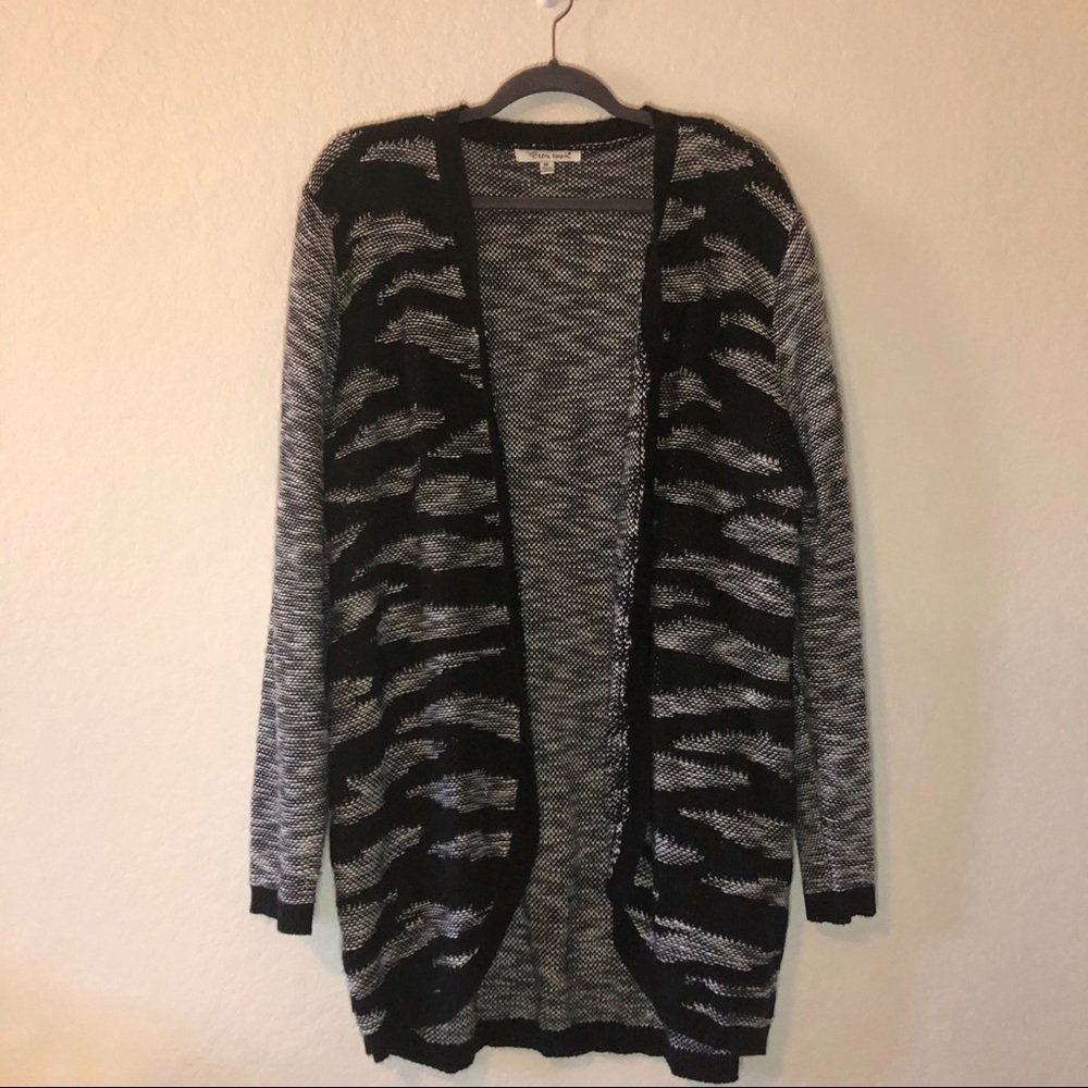 Extra Touch (Macy’s) Cardigan Black & Gray Open Front Knit Sweater Sz 2X GUC